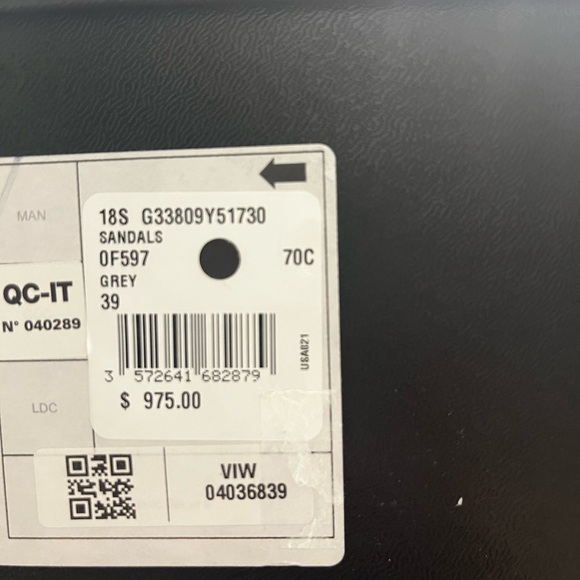 Chanel platform sandal, US size 8, Eggplant/Gray color, never been worn - Picture 8 of 8